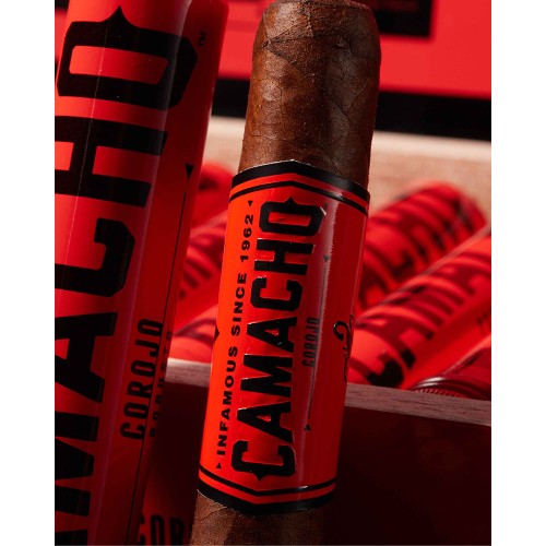 CAMACHO Corojo Robusto Tubos (4)
